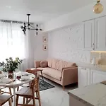 P79 Apartament
